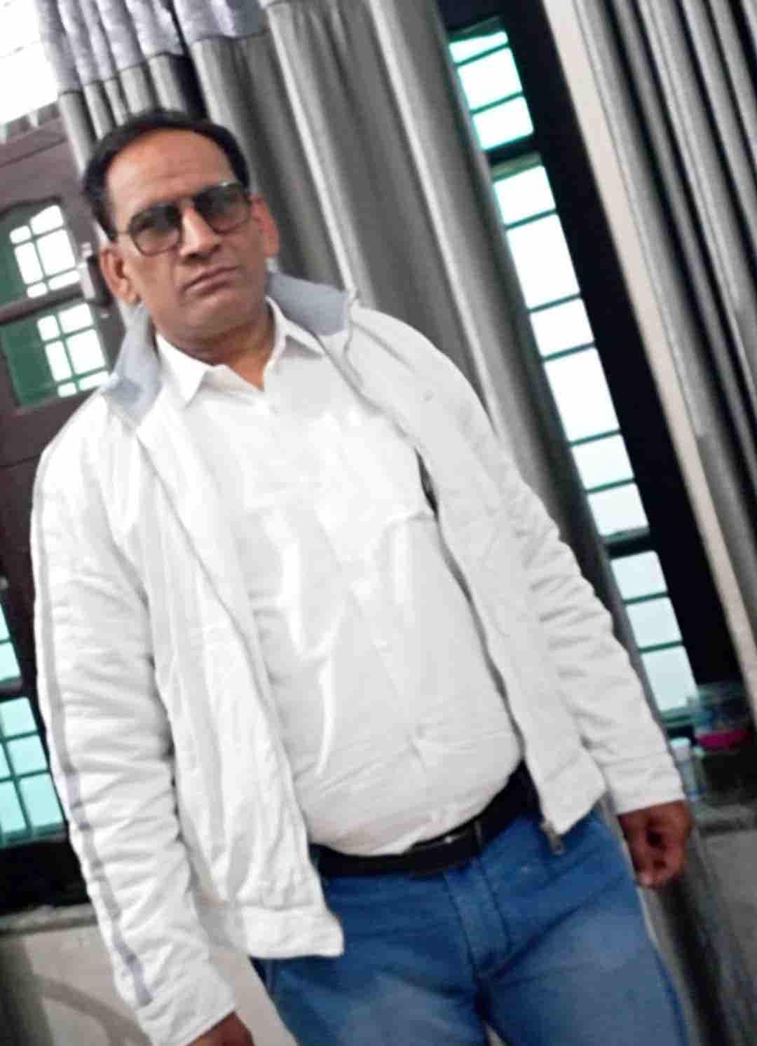 Alumni image